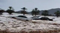 Suudi Arabistan'da sel felaketi: Araçlar sular altında kaldı
